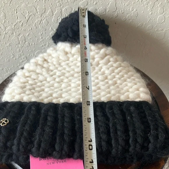 Kate Spade: NWT Black & White Knit Colorblock Beanie- Hat- 100% Wool- One Size